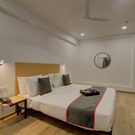 Townhouse Oak Kopar Khairane Navi Mumbai Formerly Ivy Hotel Ngoại thất bức ảnh