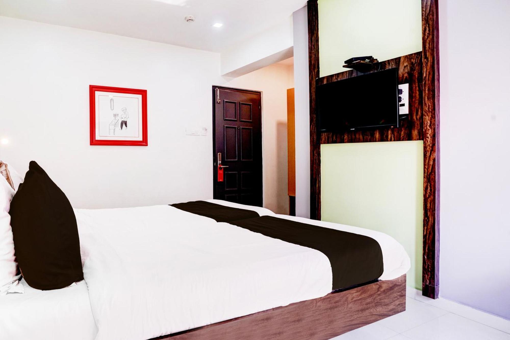 Townhouse Oak Kopar Khairane Navi Mumbai Formerly Ivy Hotel Ngoại thất bức ảnh