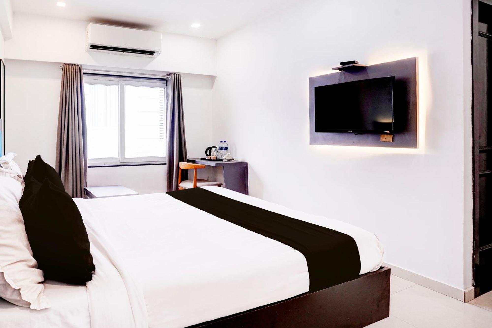 Townhouse Oak Kopar Khairane Navi Mumbai Formerly Ivy Hotel Ngoại thất bức ảnh