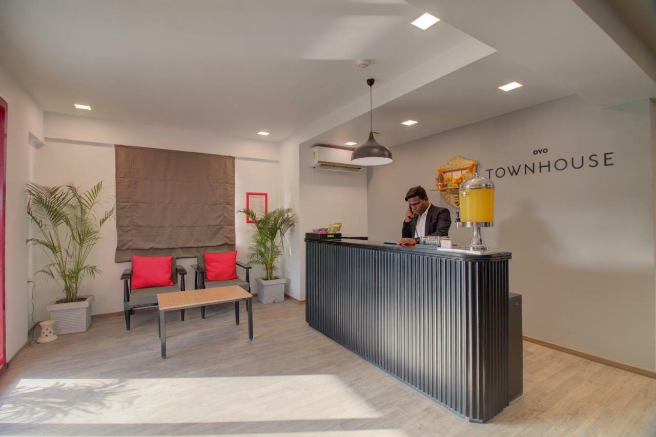 Townhouse Oak Kopar Khairane Navi Mumbai Formerly Ivy Hotel Ngoại thất bức ảnh
